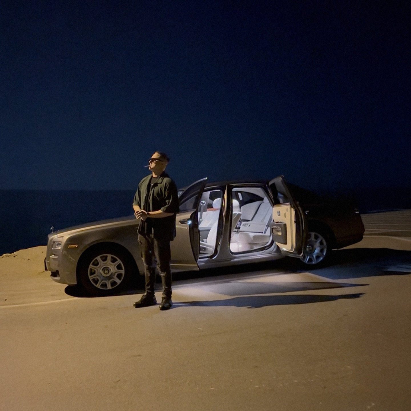 Down 405: MNEEMO's LA Month, Compressed Into a Night Drive
